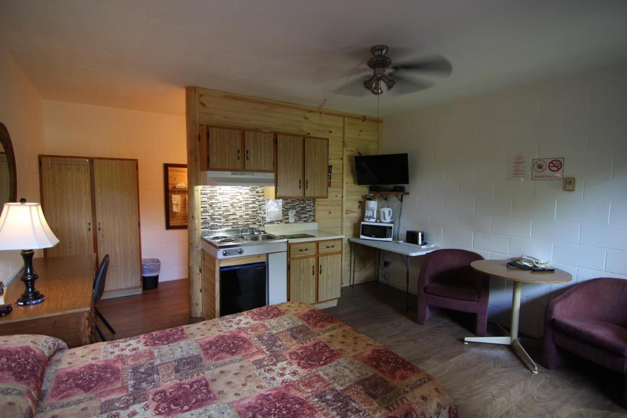 Motel Lennoxville Sherbrooke Buitenkant foto