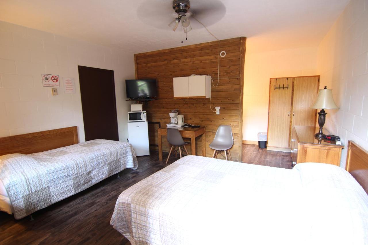 Motel Lennoxville Sherbrooke Buitenkant foto