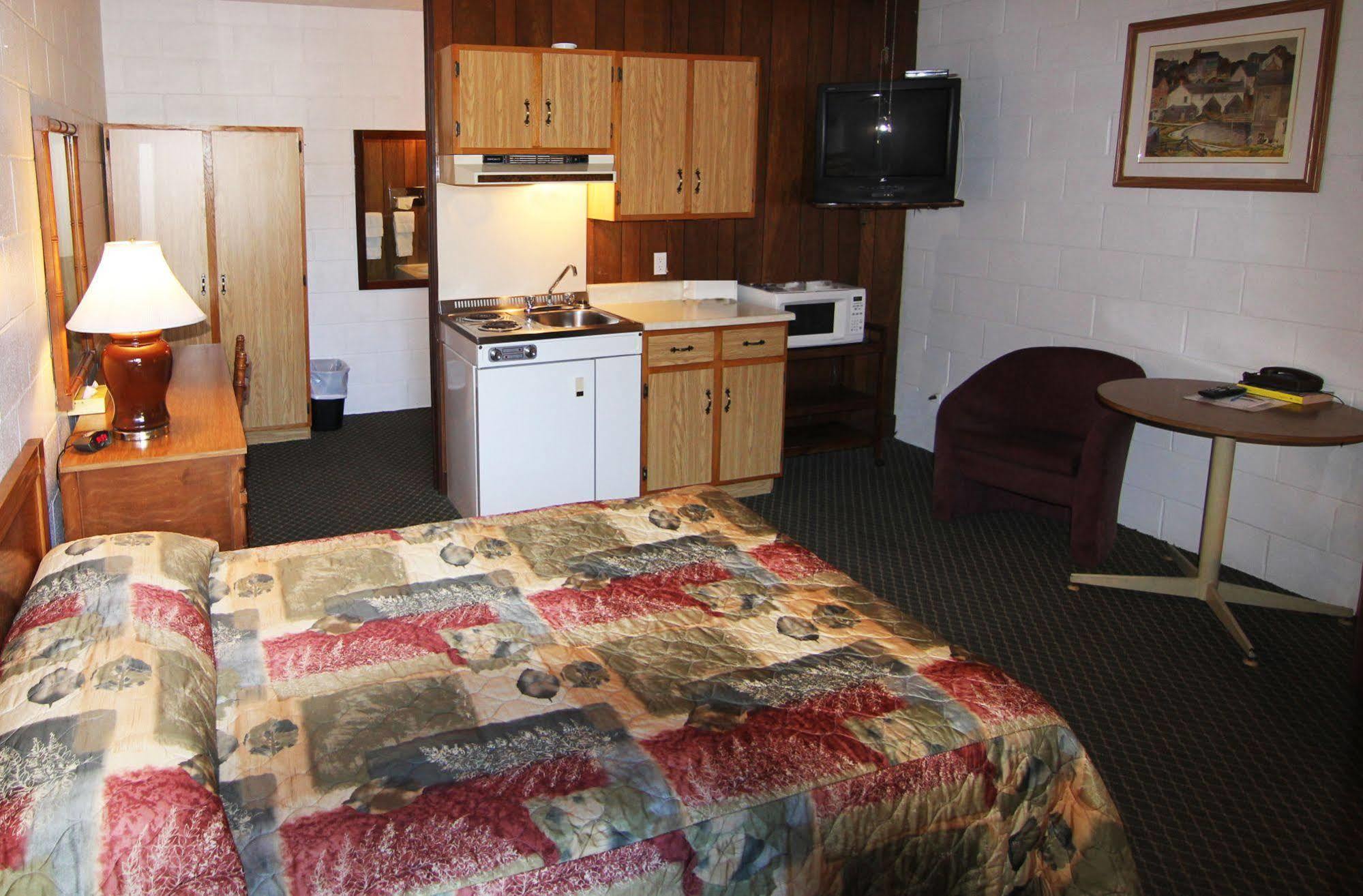 Motel Lennoxville Sherbrooke Buitenkant foto
